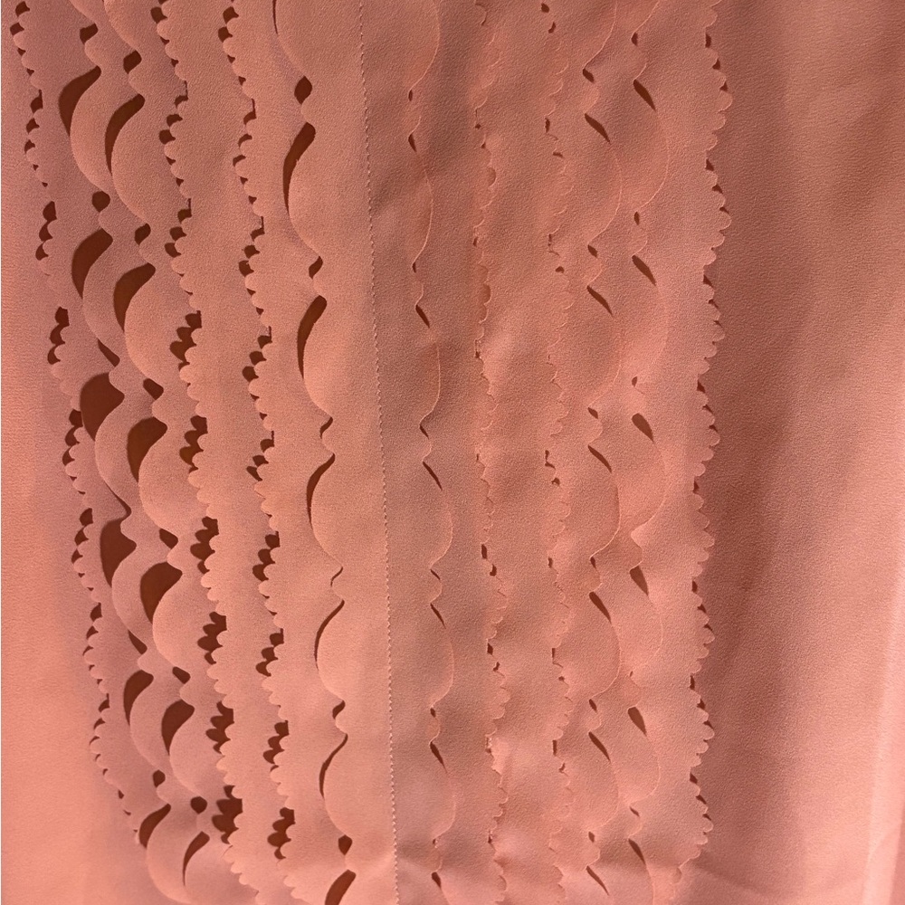 Pink Scallopen - Picture 2 of 5